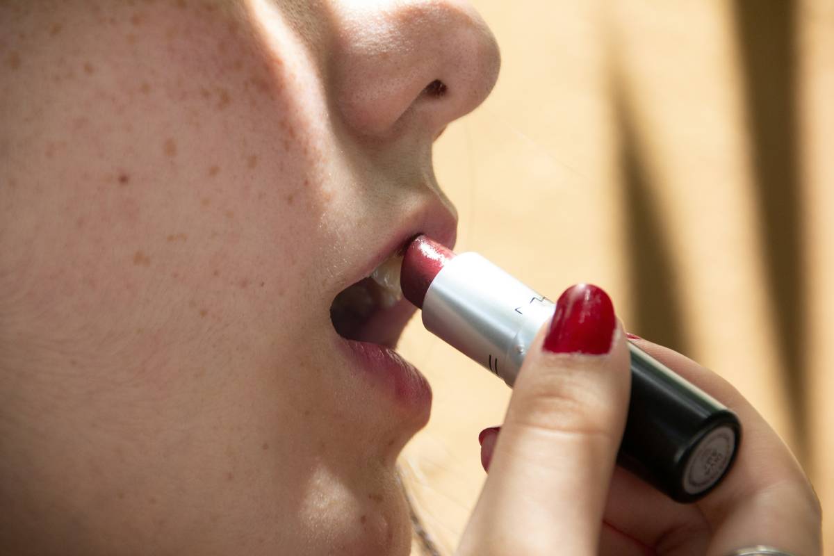 Lip Makeup Tool: 7 Essential Tips to Avoid Costly Mistakes